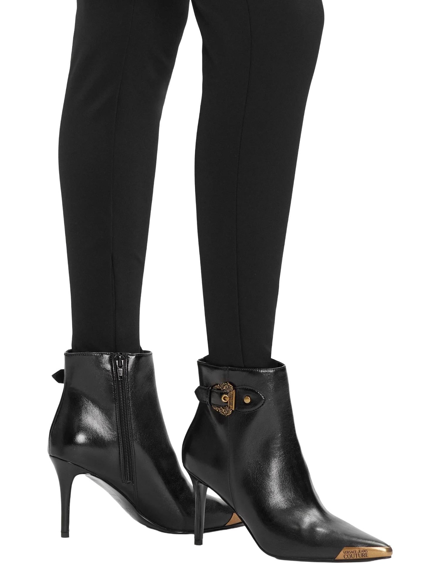 Versace Jeans Couture Stivaletti con tacco 9 cm