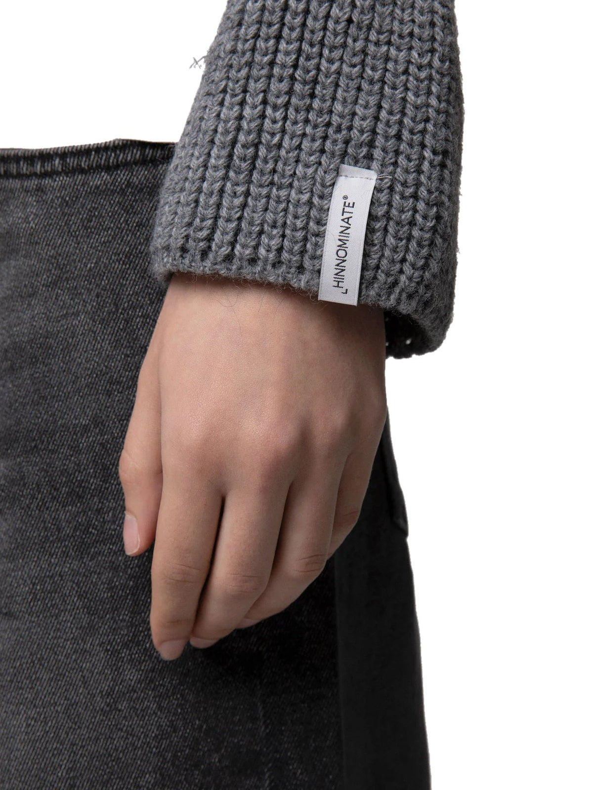 Maglia girocollo con dettaglio sulla schiena