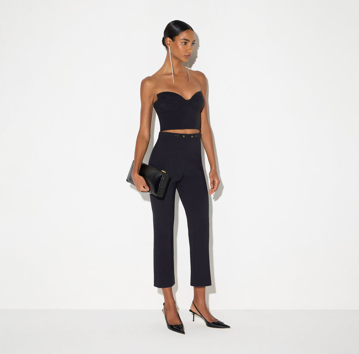 Pantaloni in doppio crêpe stretch con dettaglio gioiello