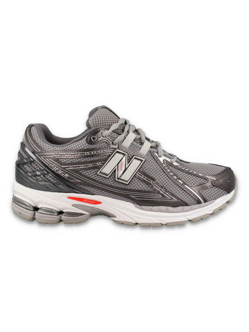 New Balance 1906R