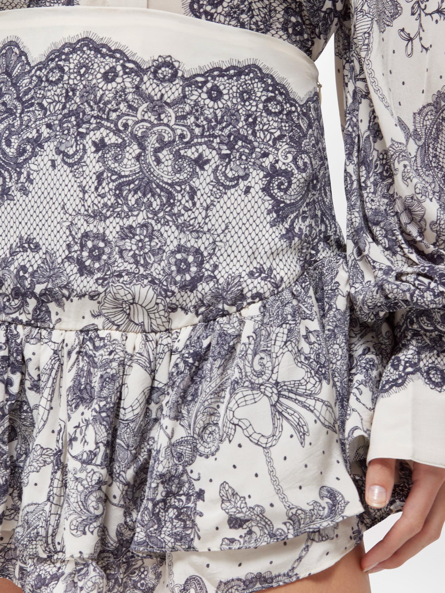 Blugirl Shorts con stampa pizzo