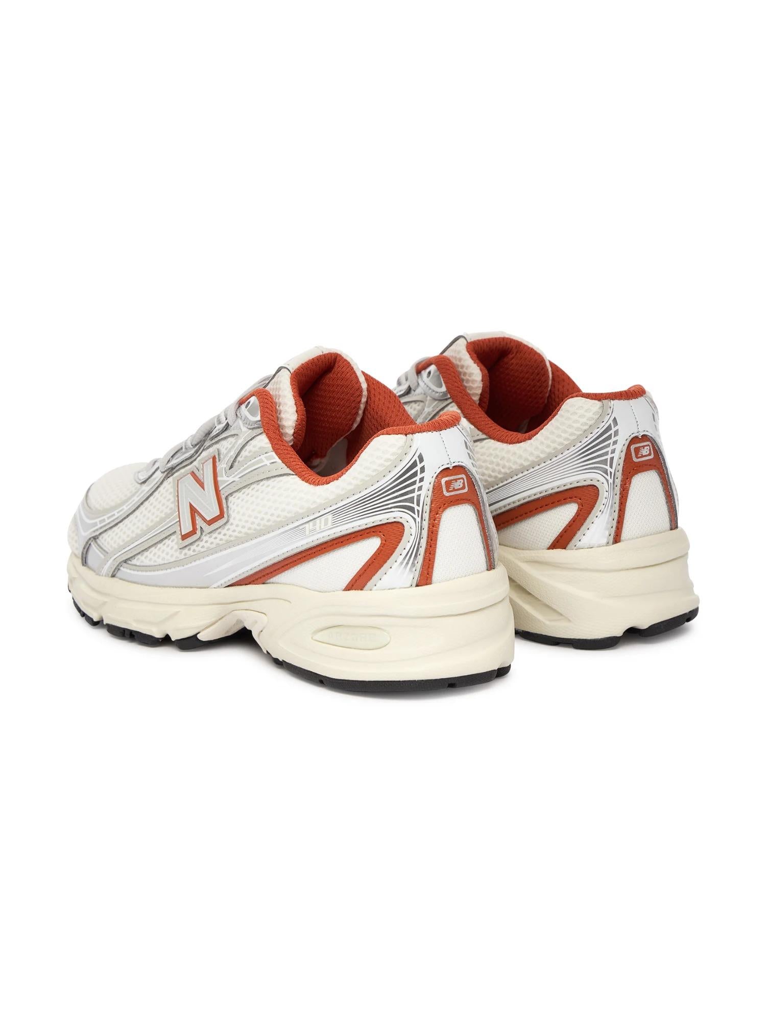 New Balance 740