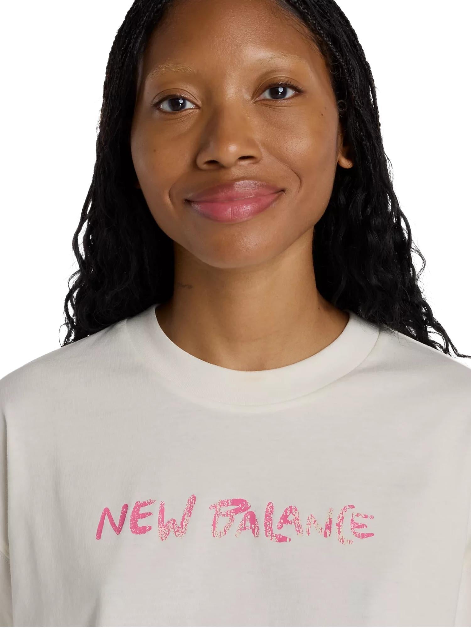 New Balance T-shirt oversize con stampa