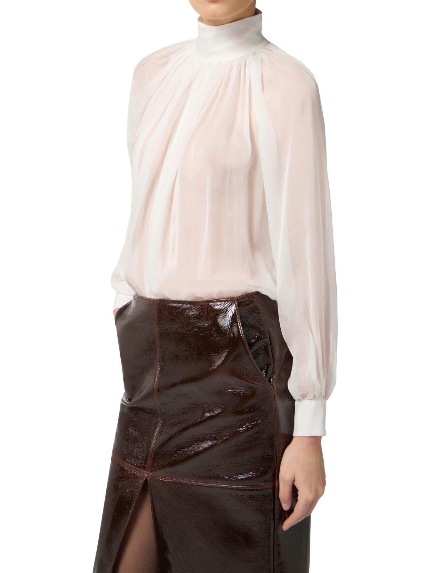 Elisabetta Franchi Blusa in voile con ganci gioiello