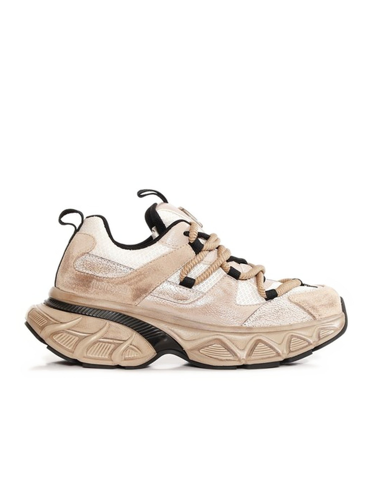 Sneaker con Suola Alta e Inserti Metallizzati