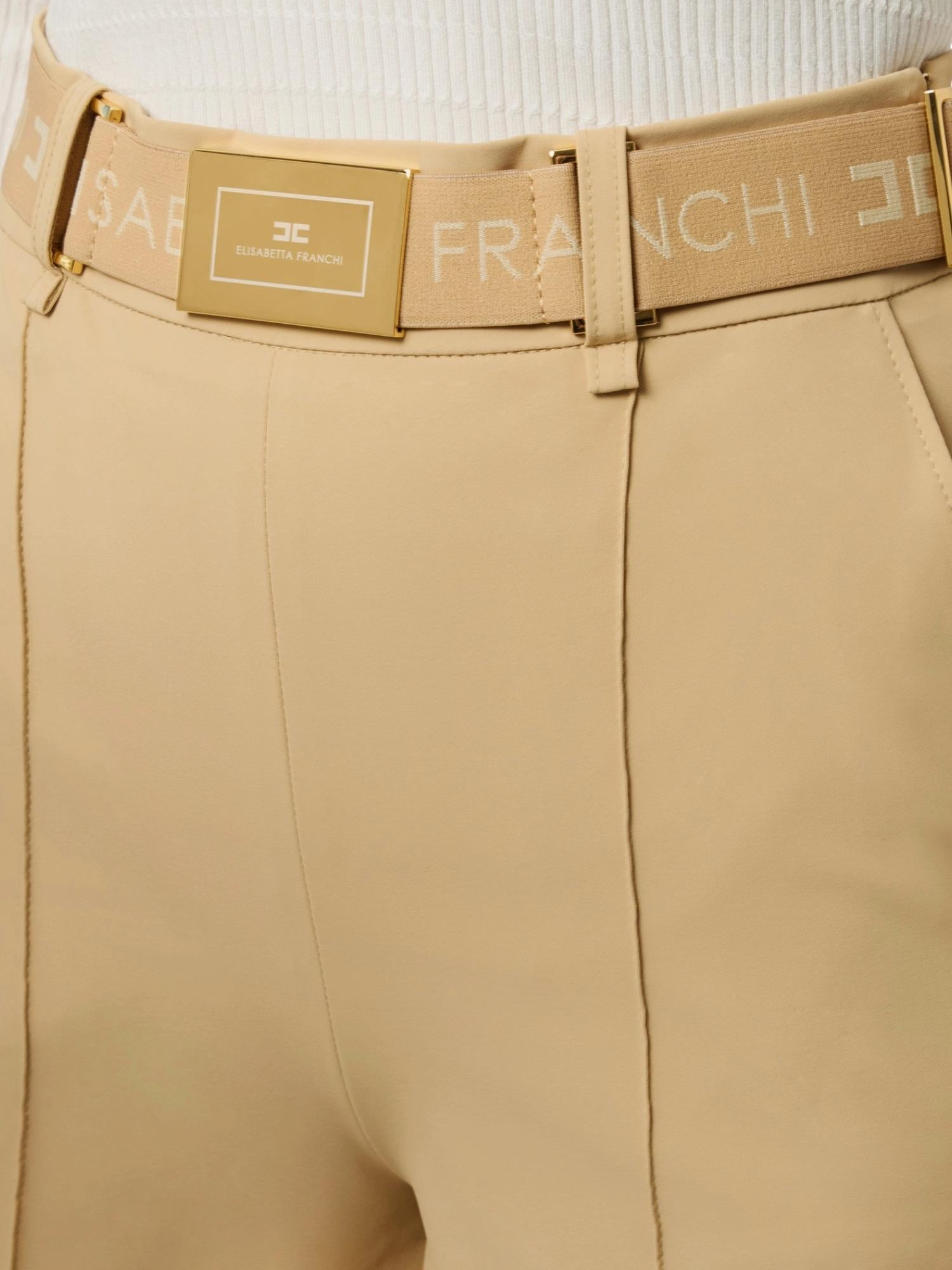 Elisabetta Franchi Shorts con cintura logata