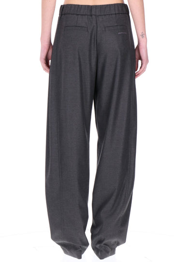Pantalone Affusolato con Pieghe sul Davanti