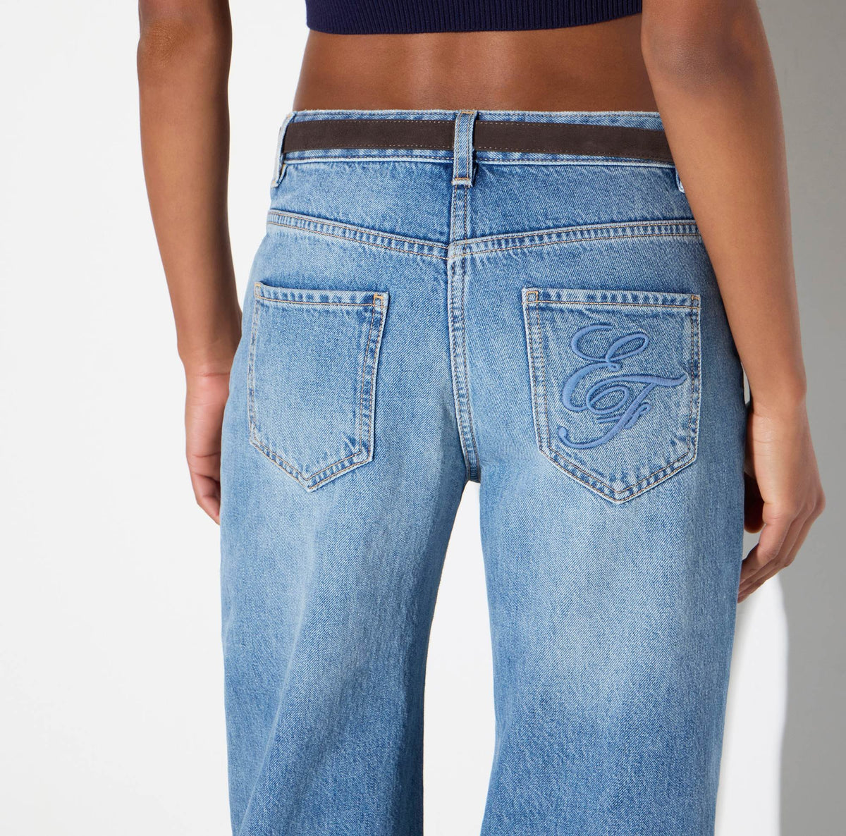 Jeans a palazzo con cintura